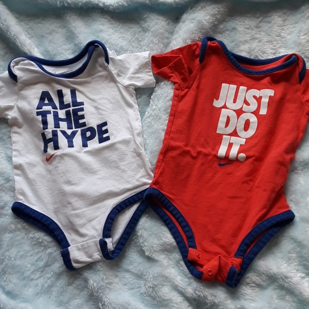 Nike baby tops 3-6 months